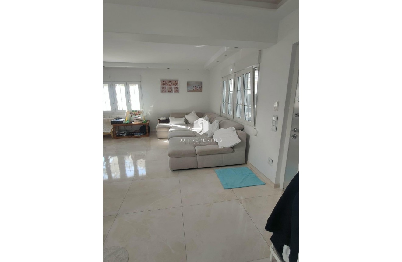 Tweedehands - Villa -
Orihuela Costa - La Zenia