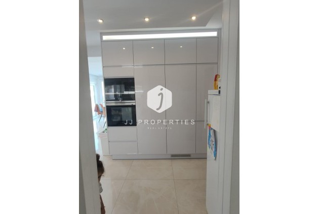 Tweedehands - Villa -
Orihuela Costa - La Zenia