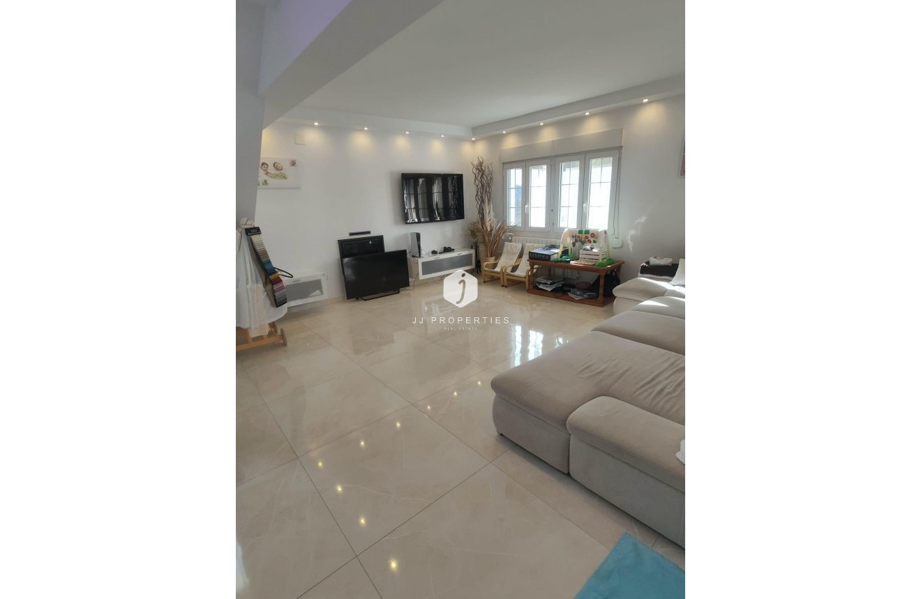 Tweedehands - Villa -
Orihuela Costa - La Zenia