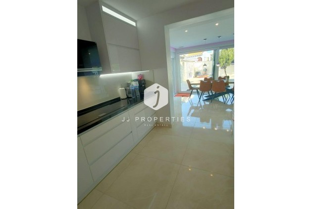 Tweedehands - Villa -
Orihuela Costa - La Zenia