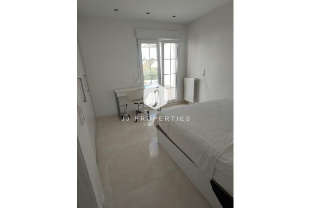 Tweedehands - Villa -
Orihuela Costa - La Zenia