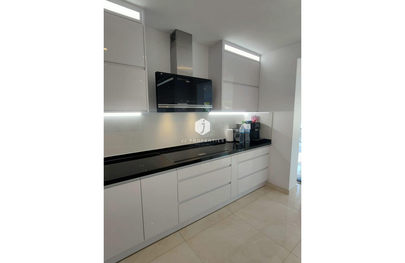 Tweedehands - Villa -
Orihuela Costa - La Zenia