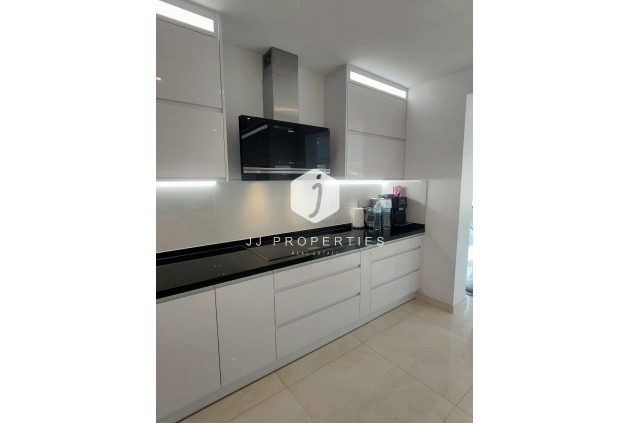 Tweedehands - Villa -
Orihuela Costa - La Zenia