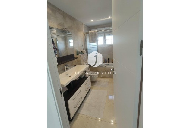 Tweedehands - Villa -
Orihuela Costa - La Zenia