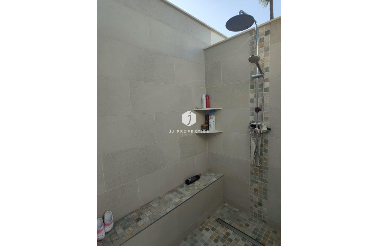 Tweedehands - Villa -
Orihuela Costa - La Zenia