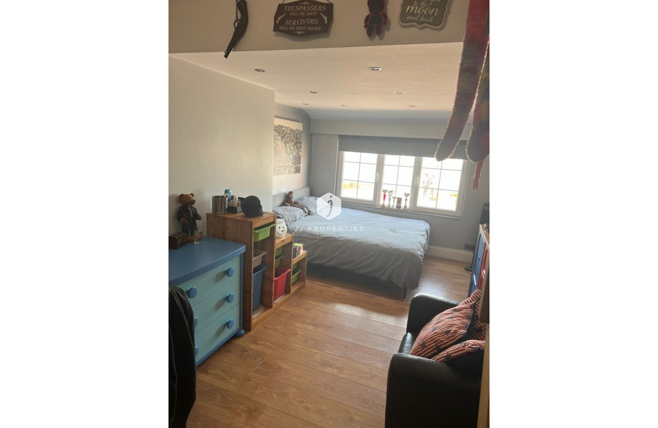 D'occasion - Villa -
Almoradí