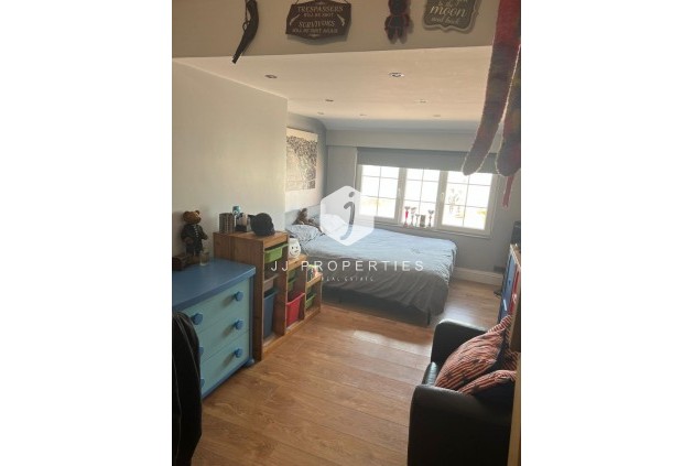 D'occasion - Villa -
Almoradí