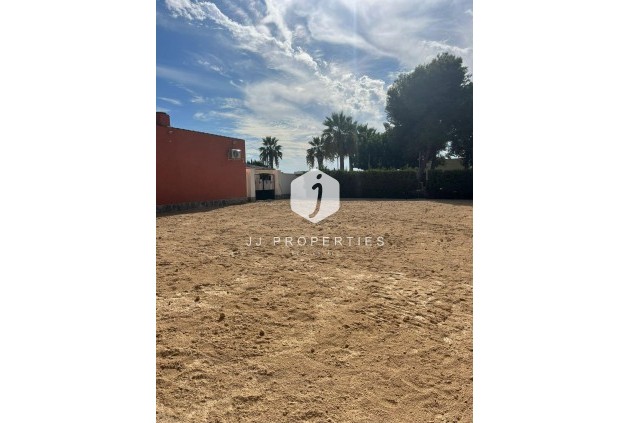 D'occasion - Villa -
Almoradí