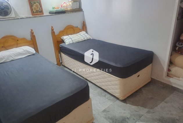 Z drugiej ręki - Szalet -
Ciudad Quesada - Costa Blanca