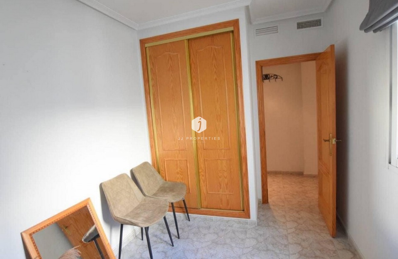 Tweedehands - Appartement / flat -
Los Montesinos - Costa Blanca