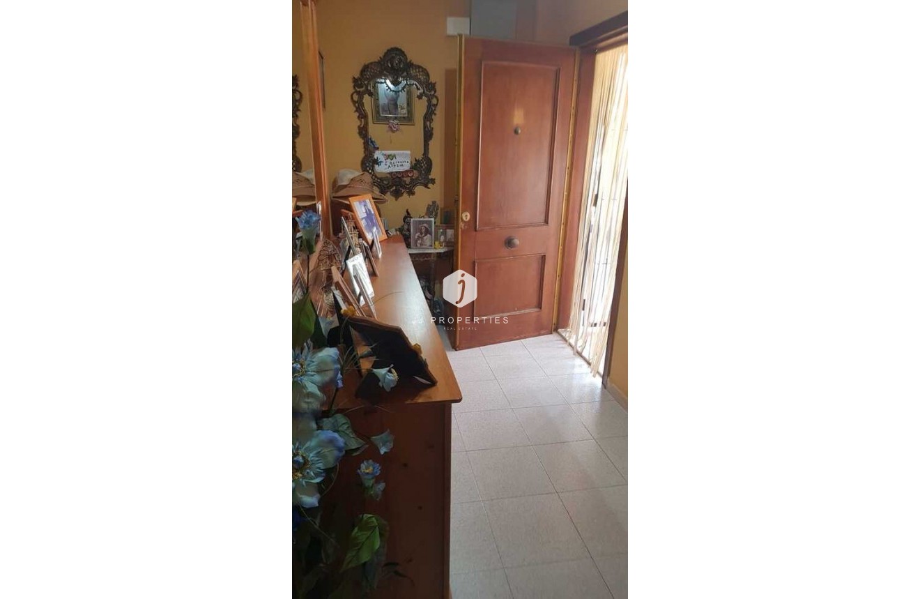 Tweedehands - Appartement / flat -
La Mata - Costa Blanca