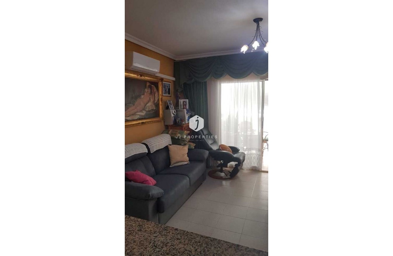 Tweedehands - Appartement / flat -
La Mata - Costa Blanca