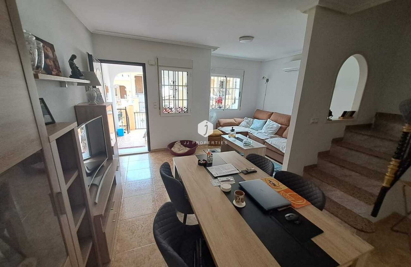 Tweedehands - Chalet -
Orihuela Costa - Costa Blanca