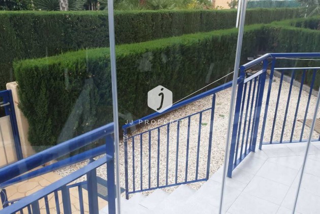 Tweedehands - Appartement / flat -
Cabo Roig - Costa Blanca