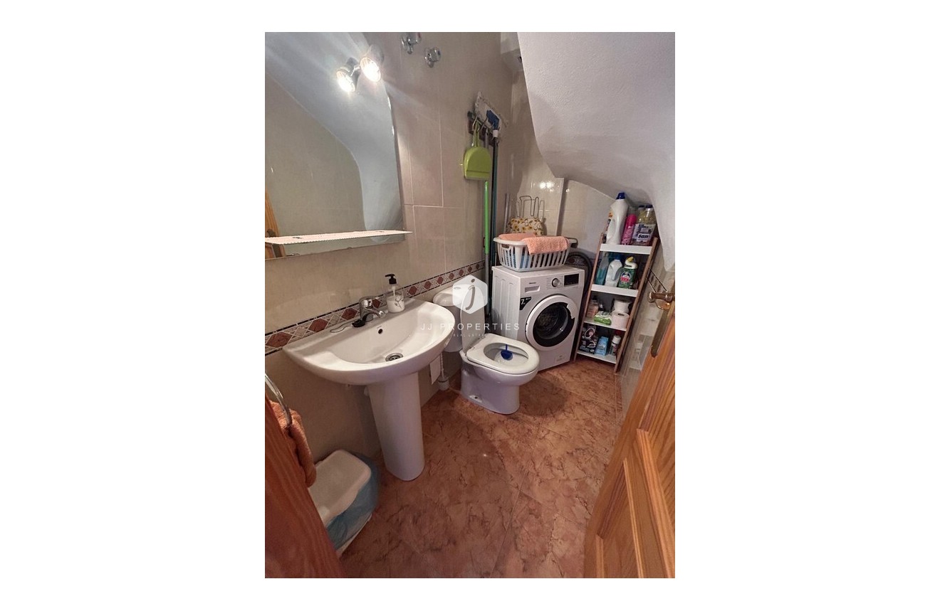 Z drugiej ręki - Szalet -
Algorfa - Costa Blanca