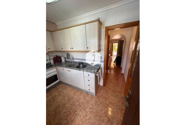 Z drugiej ręki - Szalet -
Algorfa - Costa Blanca