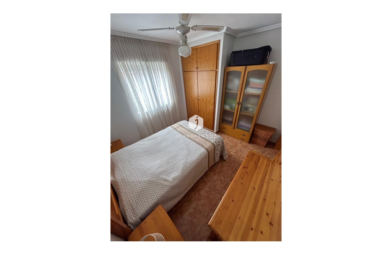 Z drugiej ręki - Szalet -
Algorfa - Costa Blanca