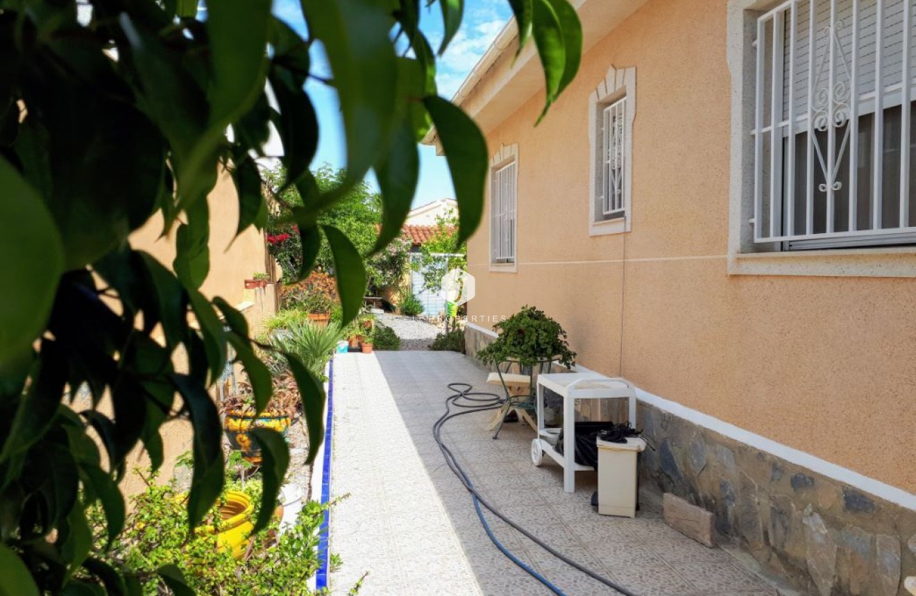 Tweedehands - Villa -
Ciudad Quesada - Costa Blanca