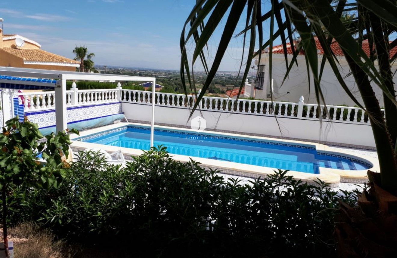 Tweedehands - Villa -
Ciudad Quesada - Costa Blanca