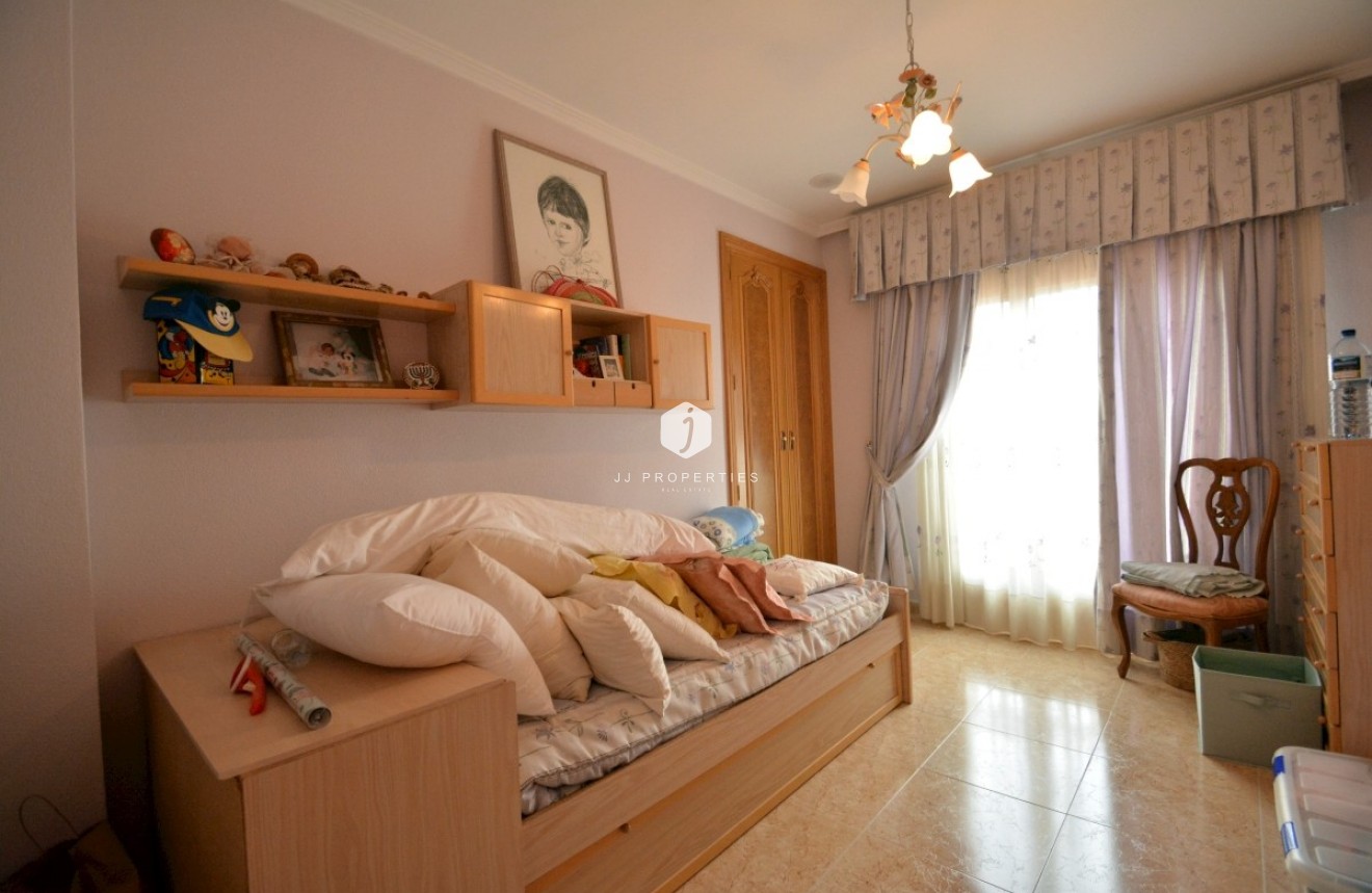 Tweedehands - Villa -
Guardamar del Segura - Costa Blanca