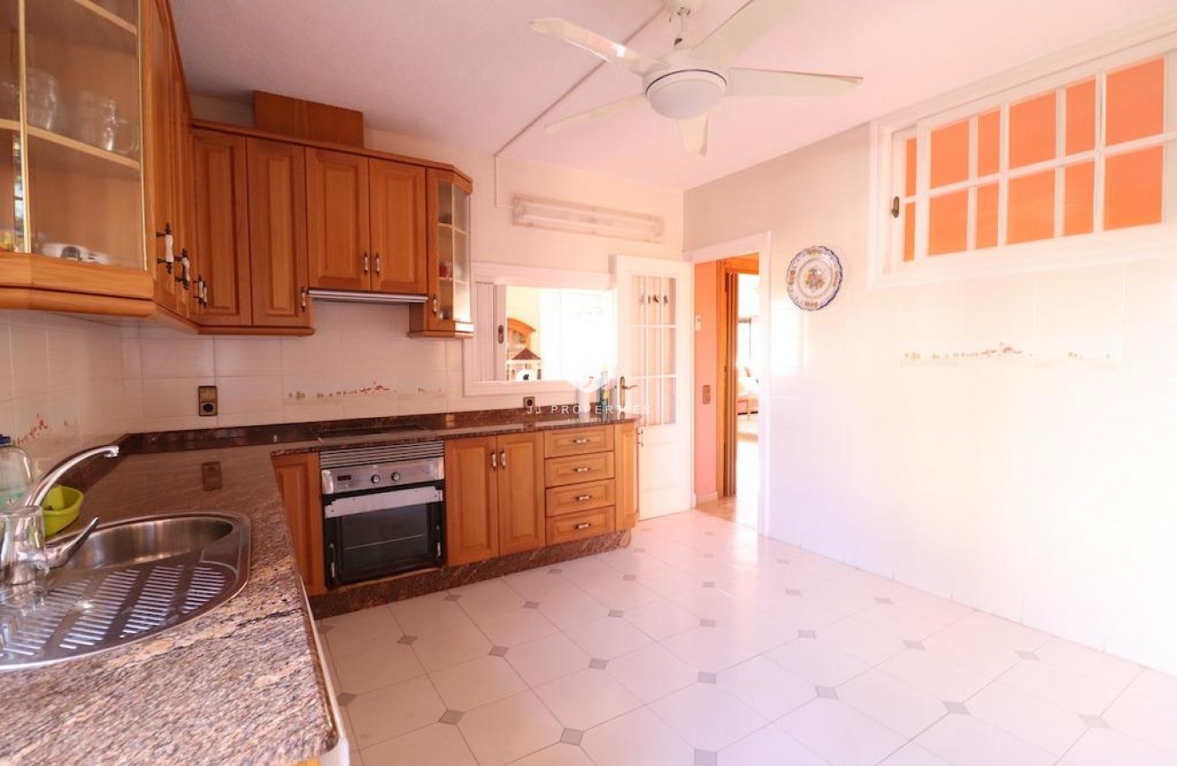 Tweedehands - Villa -
Cabo Roig - Costa Blanca