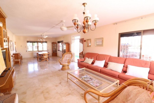 Tweedehands - Villa -
Cabo Roig - Costa Blanca