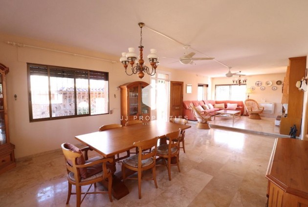 Tweedehands - Villa -
Cabo Roig - Costa Blanca