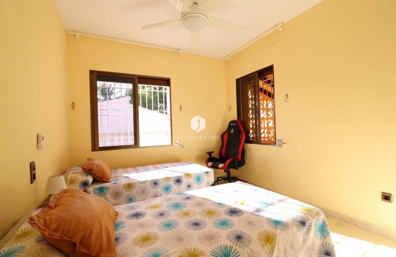 Tweedehands - Villa -
Cabo Roig - Costa Blanca