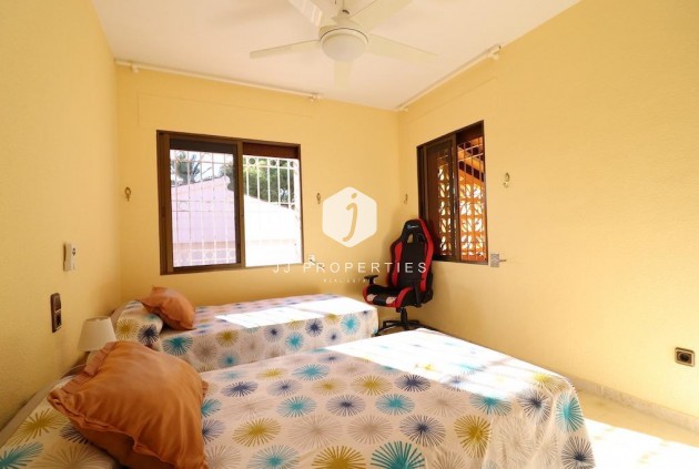 Tweedehands - Villa -
Cabo Roig - Costa Blanca