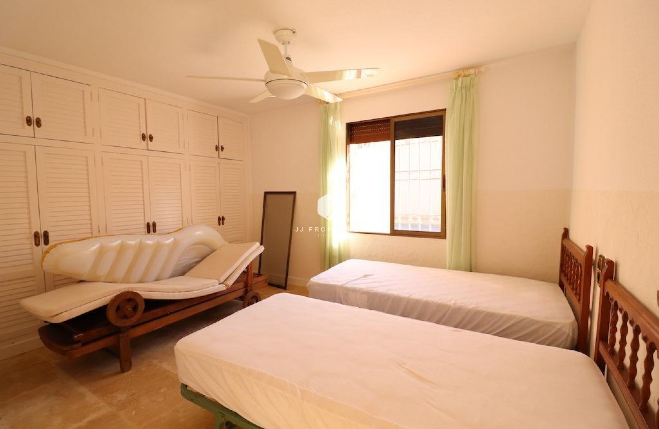 Tweedehands - Villa -
Cabo Roig - Costa Blanca