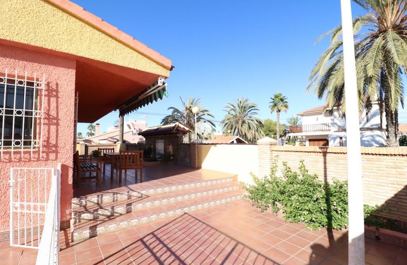 Tweedehands - Villa -
Cabo Roig - Costa Blanca