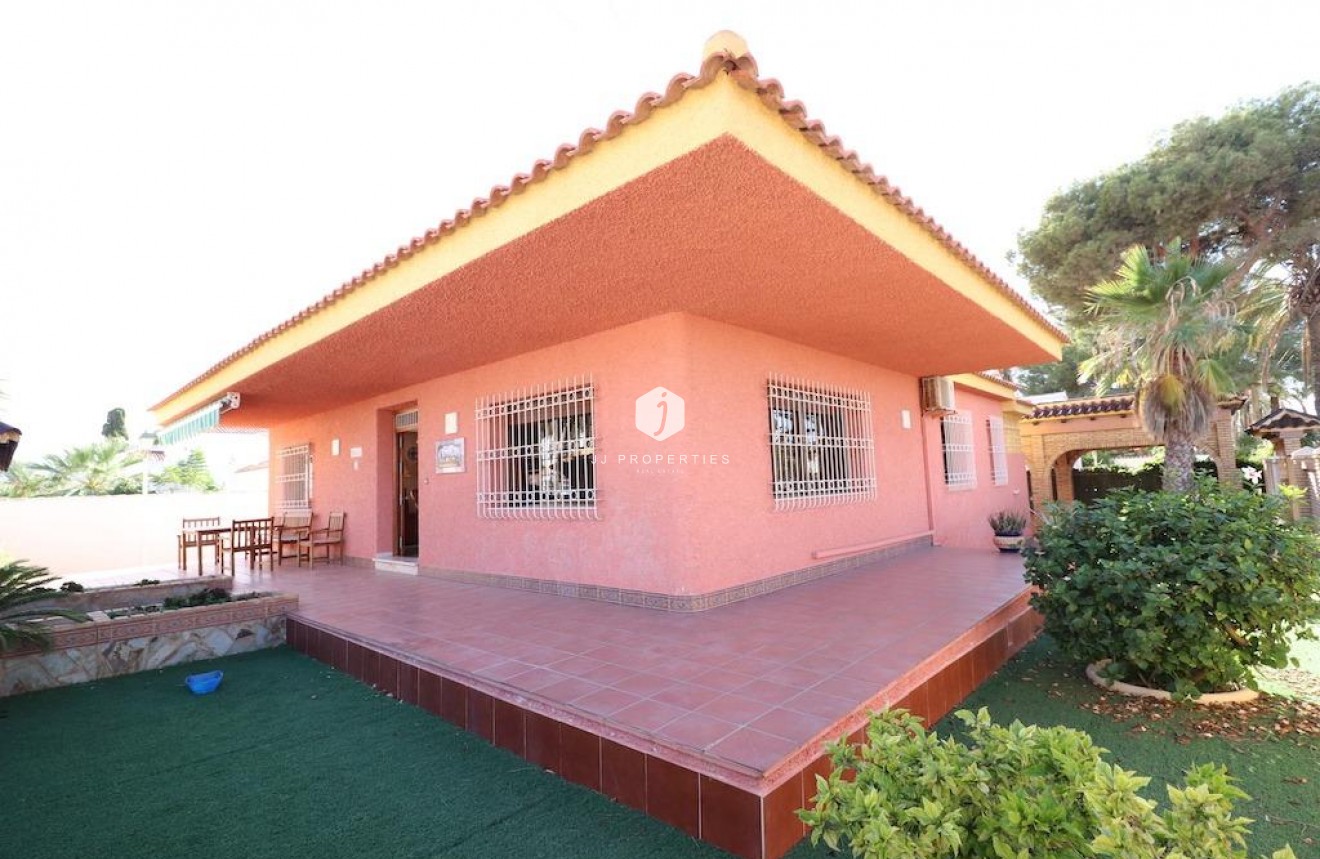 Tweedehands - Villa -
Cabo Roig - Costa Blanca