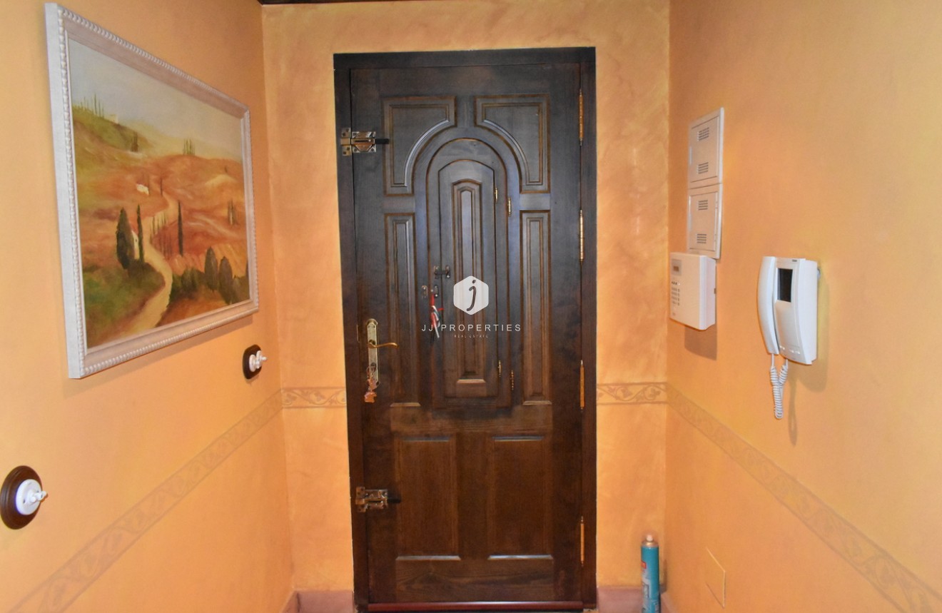 Z drugiej ręki - Villa -
Algorfa - Inland