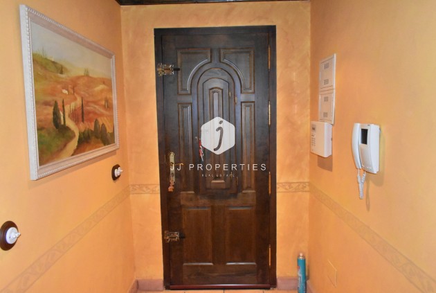 Z drugiej ręki - Villa -
Algorfa - Inland