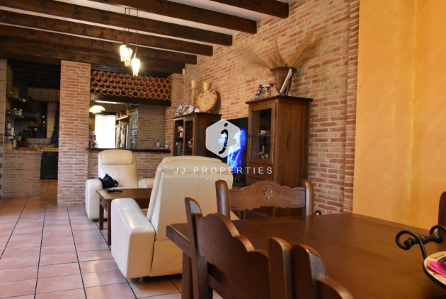 Z drugiej ręki - Villa -
Algorfa - Inland