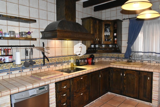 Z drugiej ręki - Villa -
Algorfa - Inland