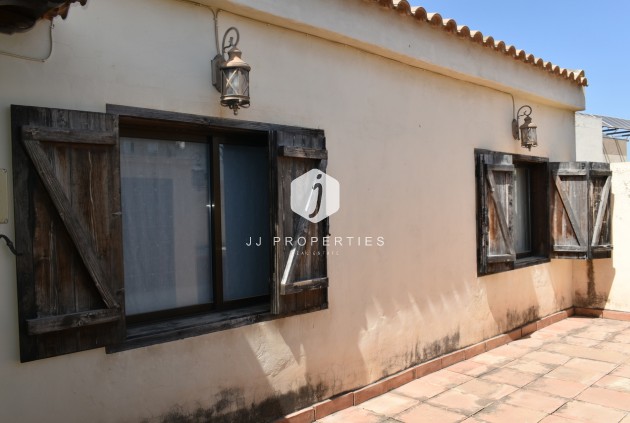 Z drugiej ręki - Villa -
Algorfa - Inland