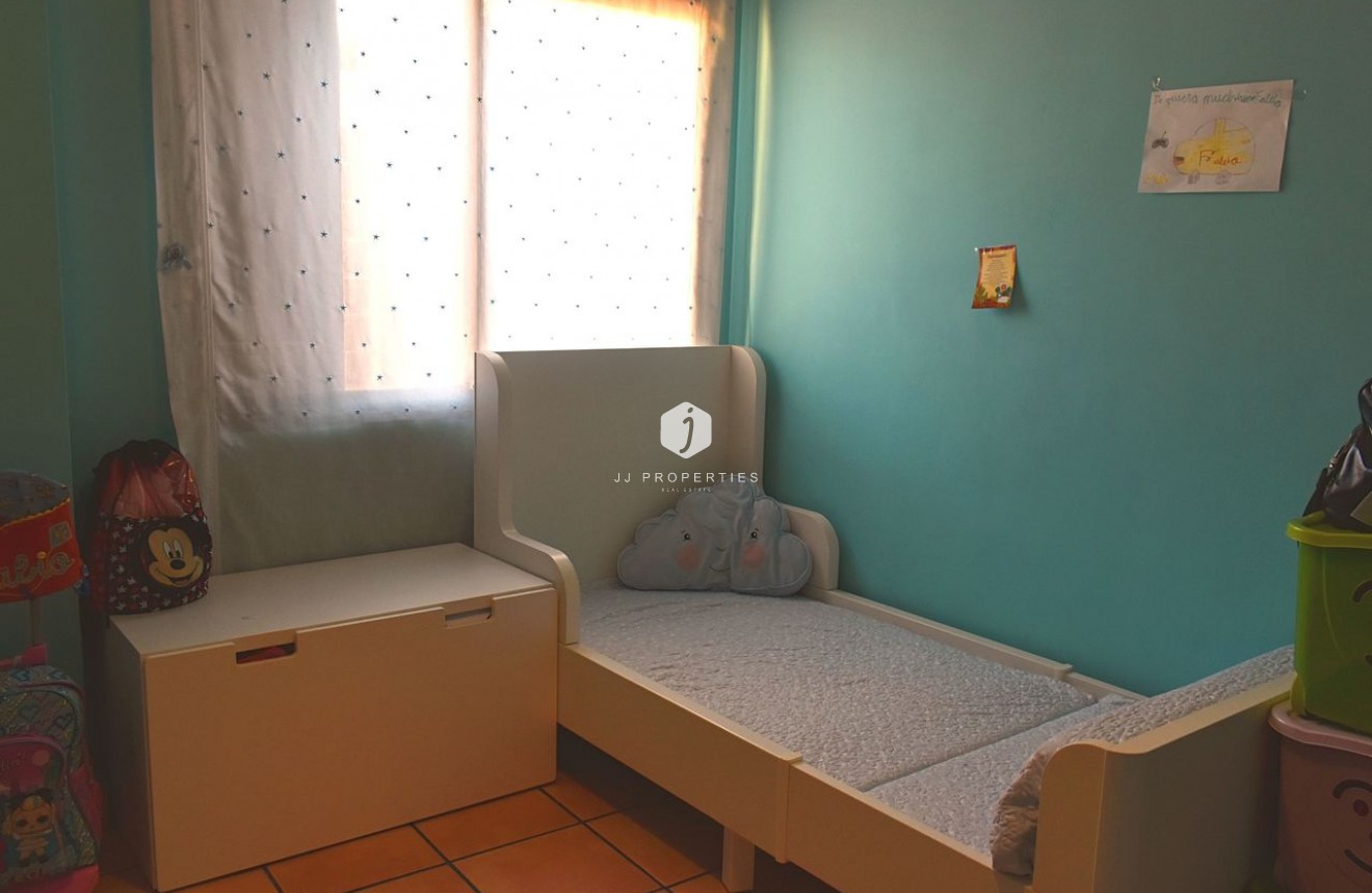 Z drugiej ręki - Villa -
Algorfa - Inland