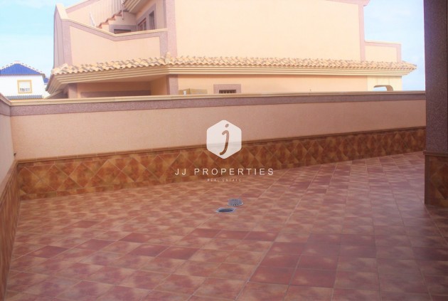 Tweedehands - Chalet -
Los Altos - Costa Blanca