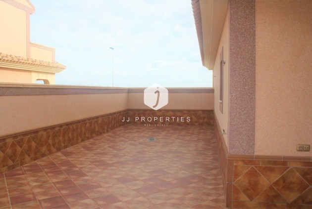 Tweedehands - Chalet -
Los Altos - Costa Blanca