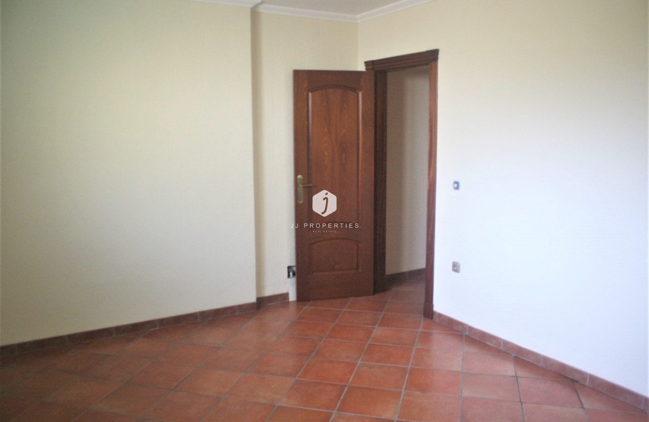 Tweedehands - Chalet -
Los Altos - Costa Blanca