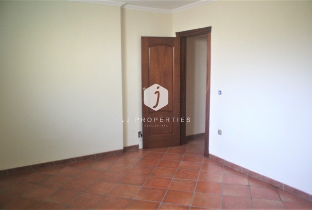 Tweedehands - Chalet -
Los Altos - Costa Blanca