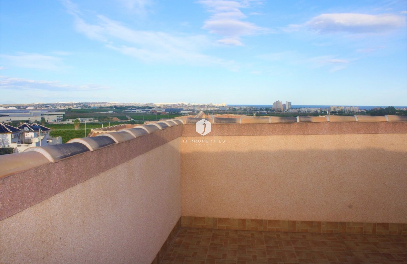 Tweedehands - Chalet -
Los Altos - Costa Blanca