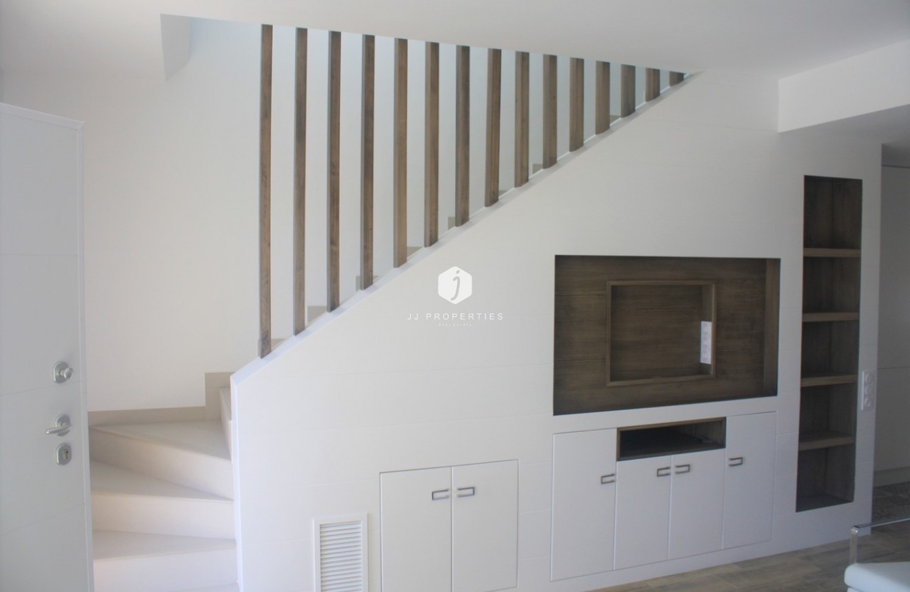 Tweedehands - Chalet -
Los Altos - Costa Blanca