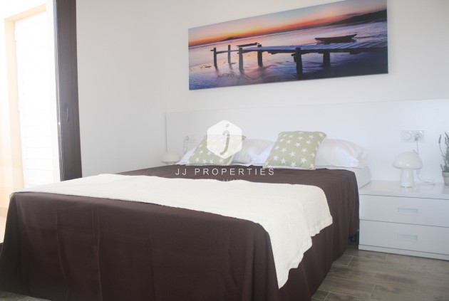 Tweedehands - Chalet -
Los Altos - Costa Blanca