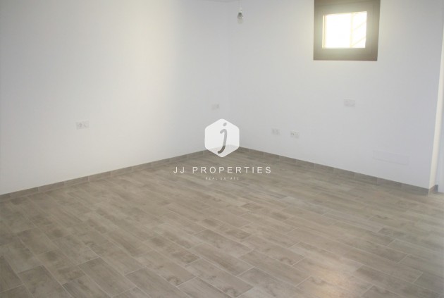 Tweedehands - Chalet -
Los Altos - Costa Blanca