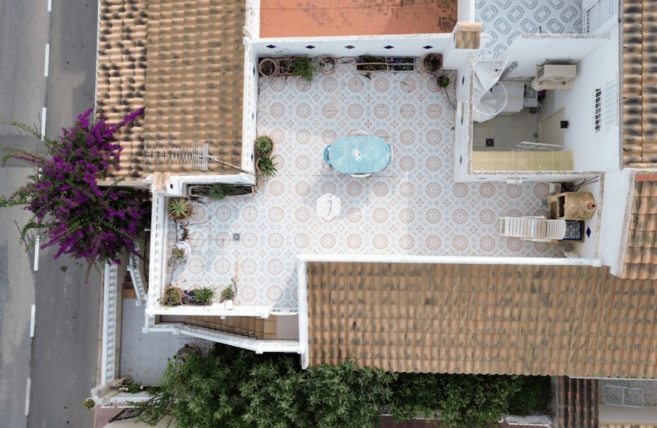 Tweedehands - Chalet -
Orihuela Costa - Costa Blanca