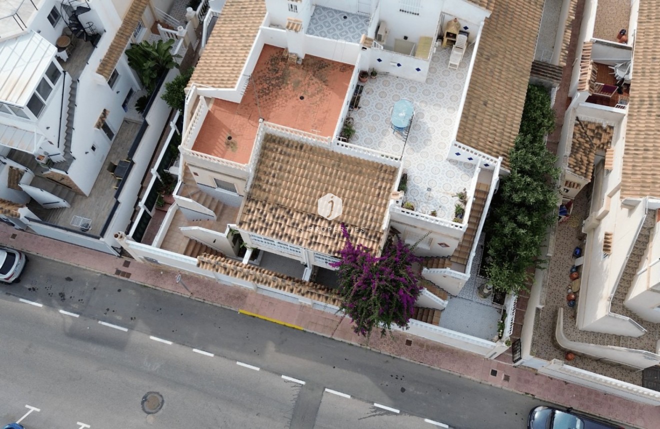 Tweedehands - Chalet -
Orihuela Costa - Costa Blanca