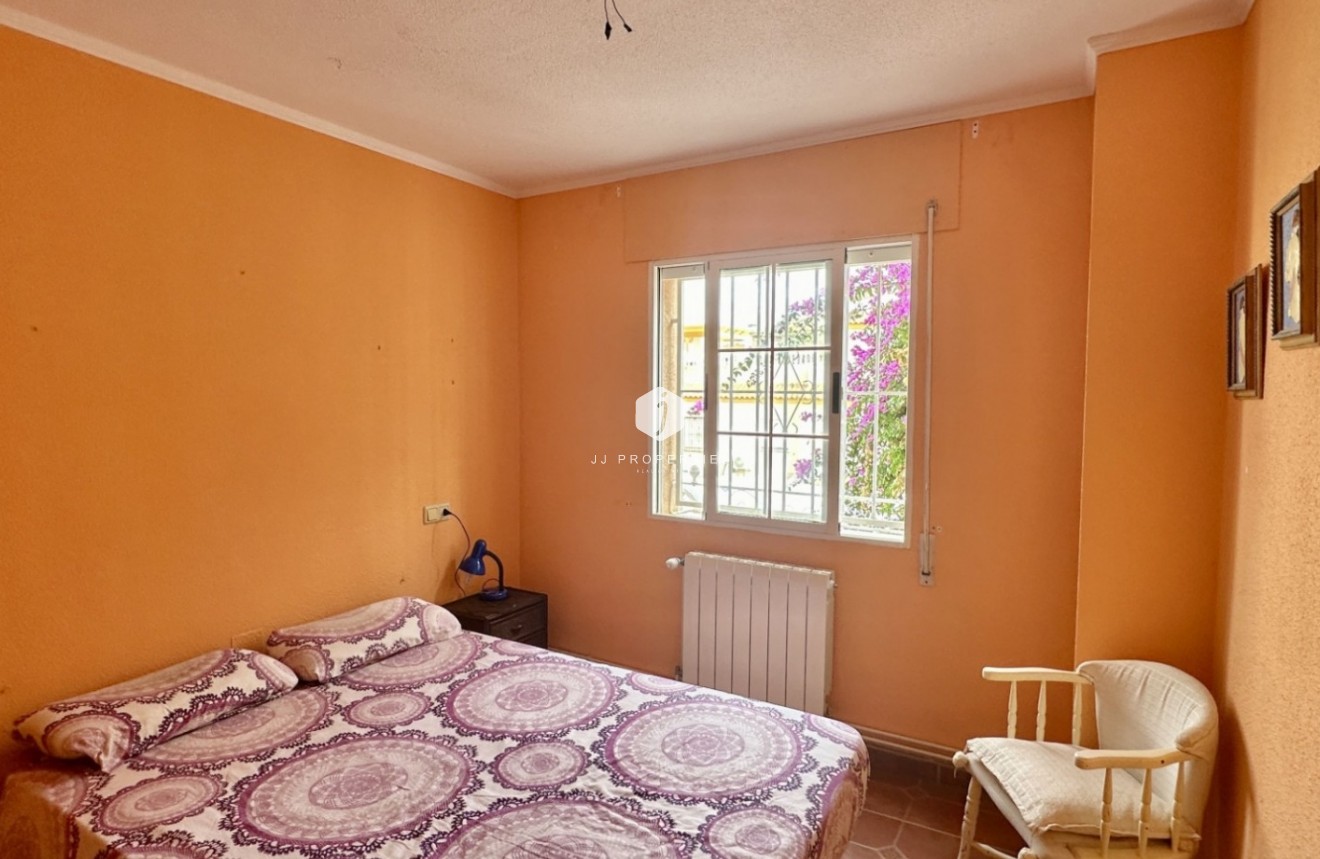 Tweedehands - Chalet -
Orihuela Costa - Costa Blanca