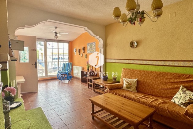 Tweedehands - Chalet -
Orihuela Costa - Costa Blanca